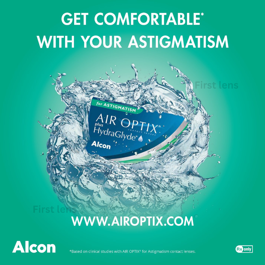 Packaging of Alcon Air Optix Plus Hydraglyde for Astigmatism, showing three lenses per box, designed for clear vision and lasting comfort
