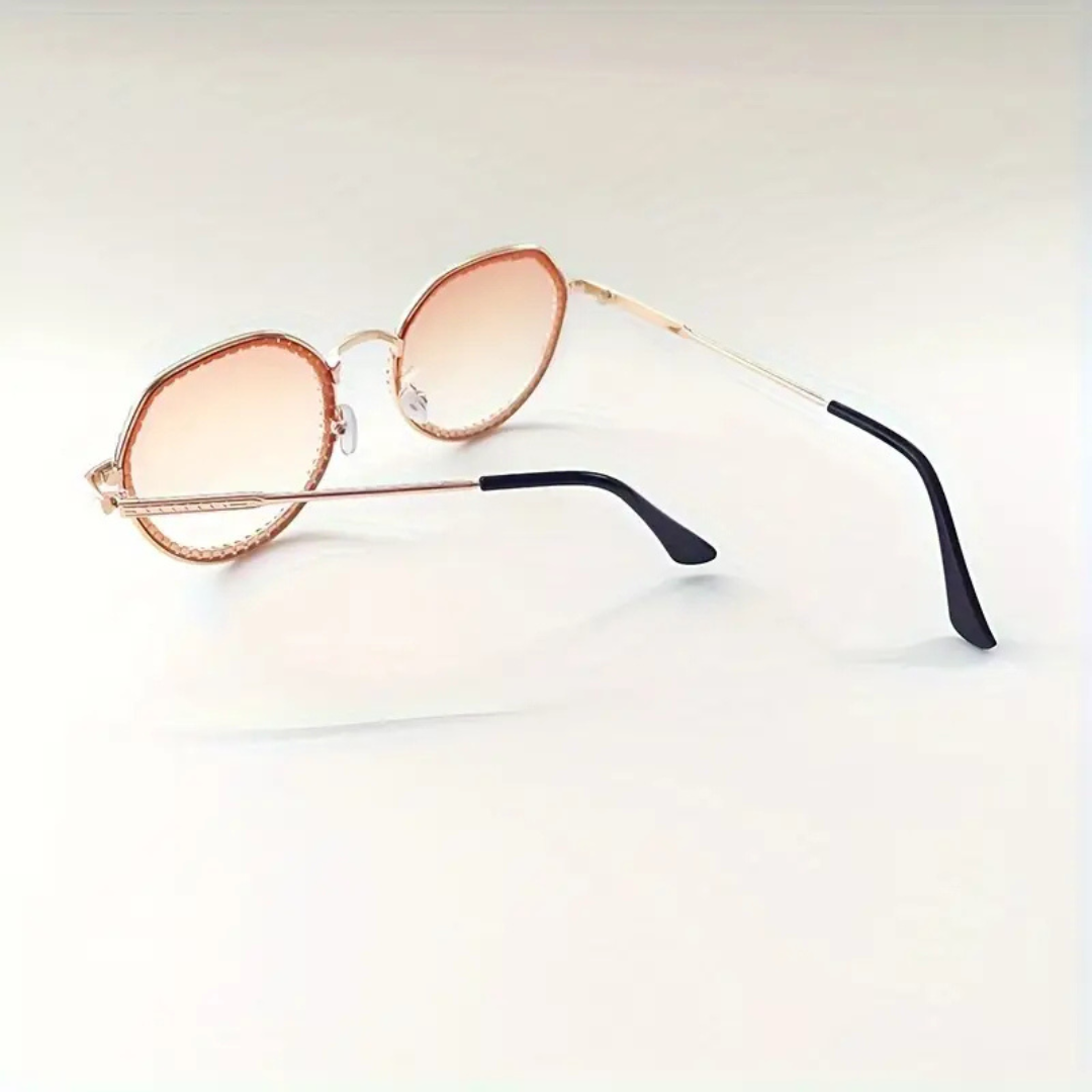 First Lens Round Glimmer-Lens Diamante Sunglasses - S061
