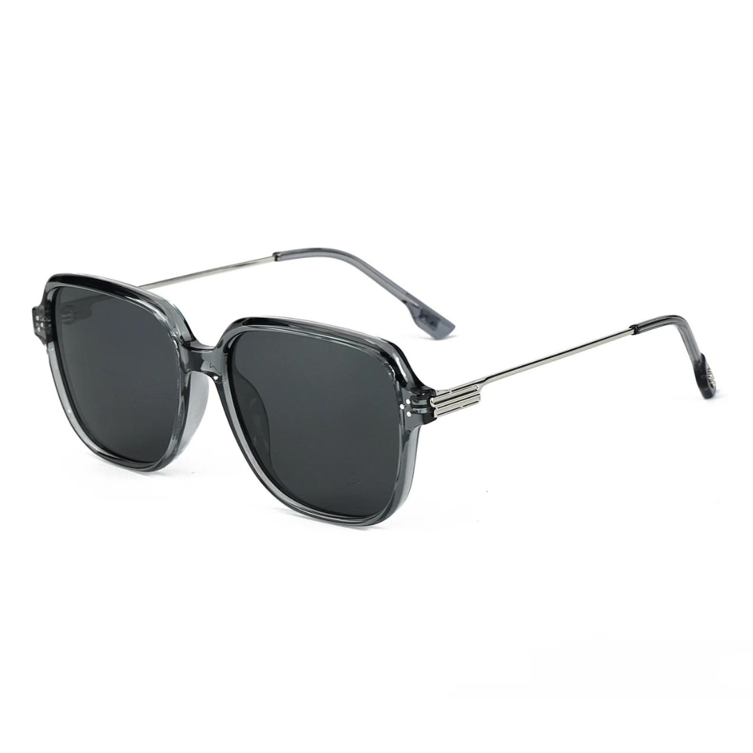 First Lens Vintage Charm Sunglasses with Round Frames and Dark Lenses