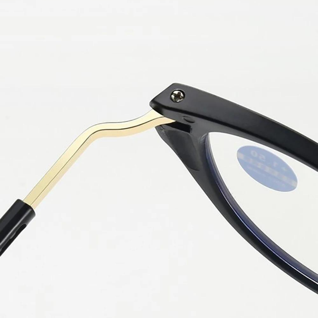 Side view of First Lens Women Magnetic Reading Glasses