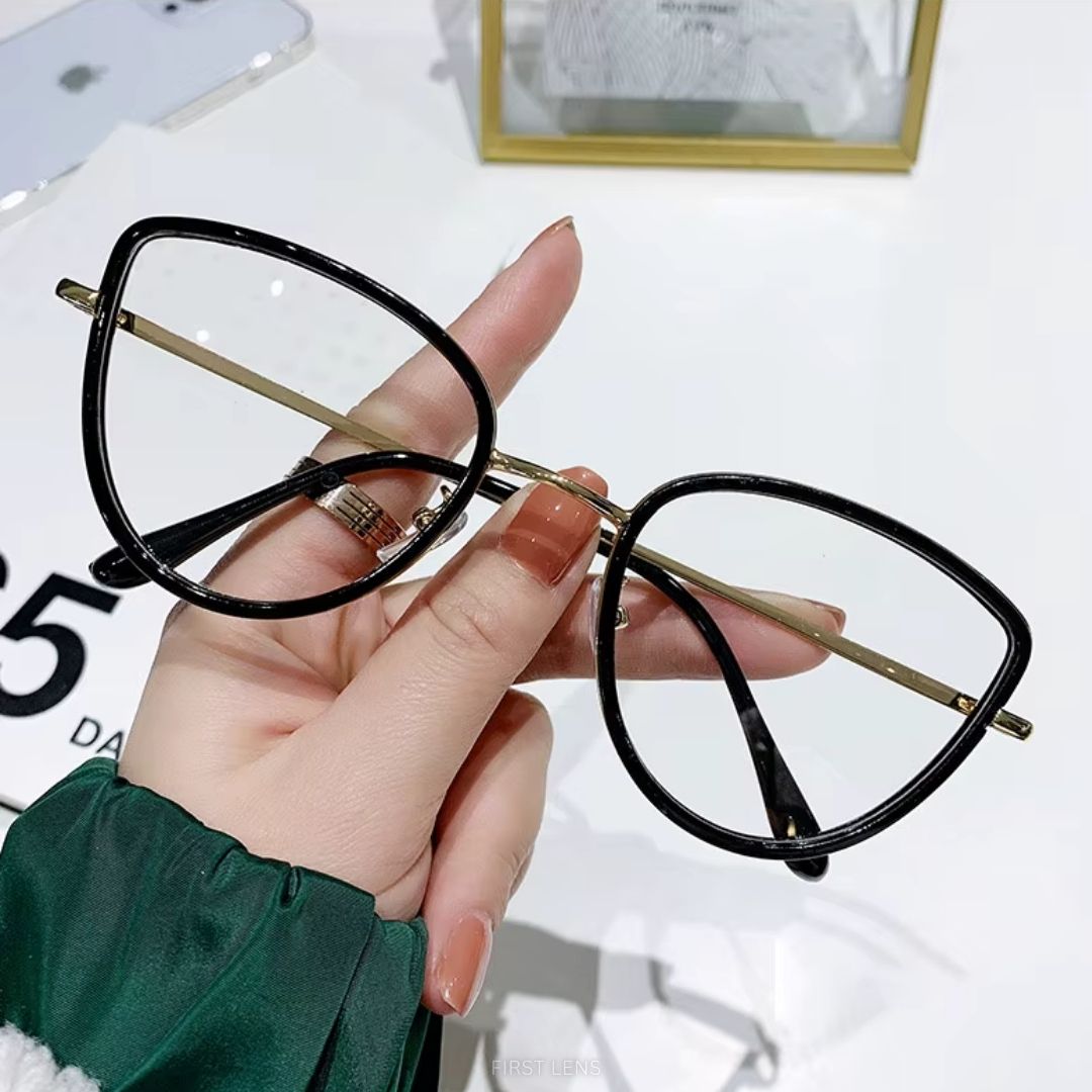 Modern Lucent spectacles for digital eye comfort and protection
