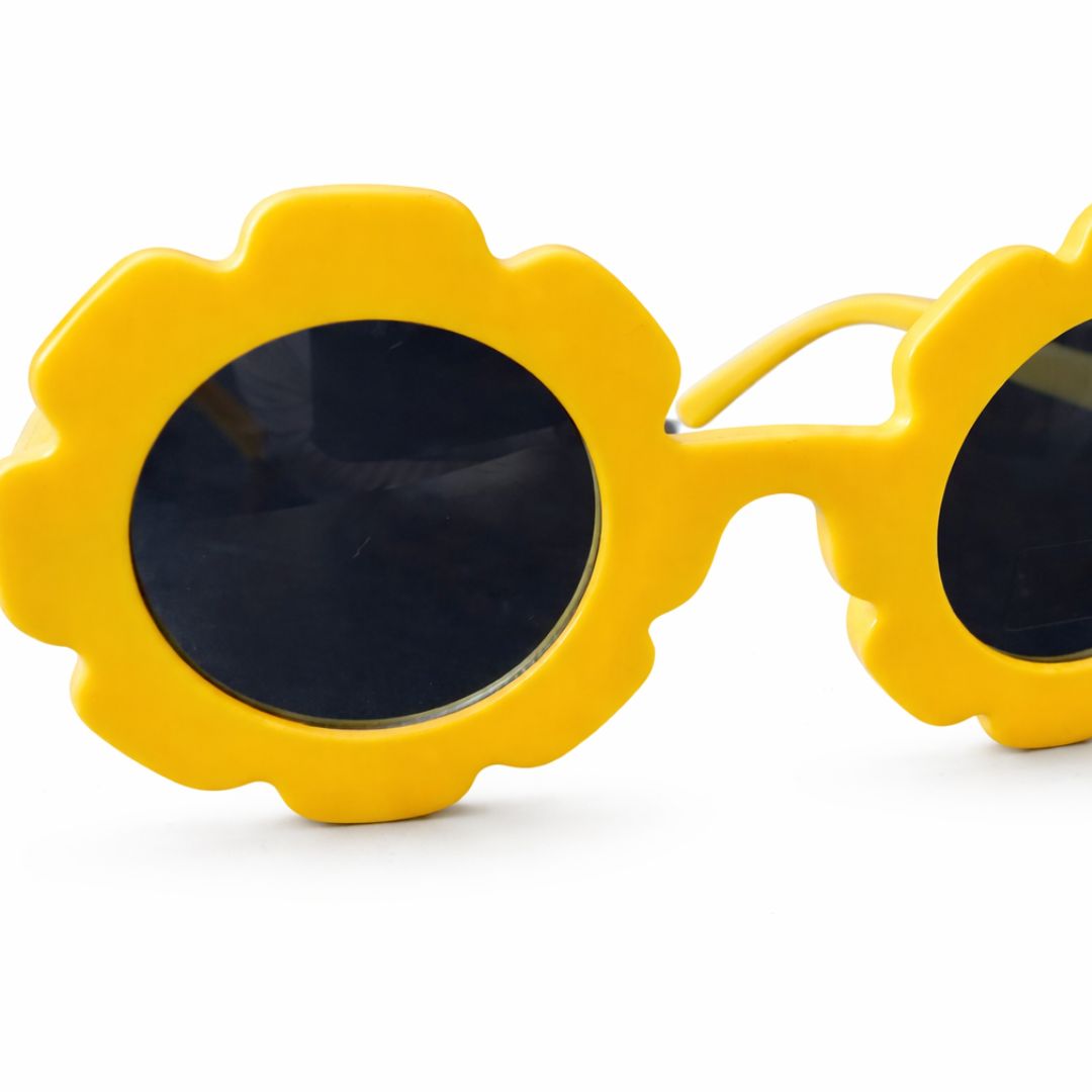 Lightweight & Comfortable – Easy for kids to wear all day without pressure