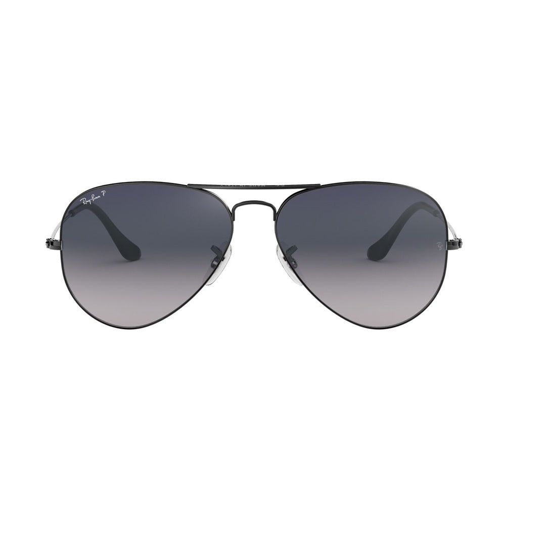 Front-facing Ray-Ban 0RB3025 aviator sunglasses with brown gradient lenses and black frame