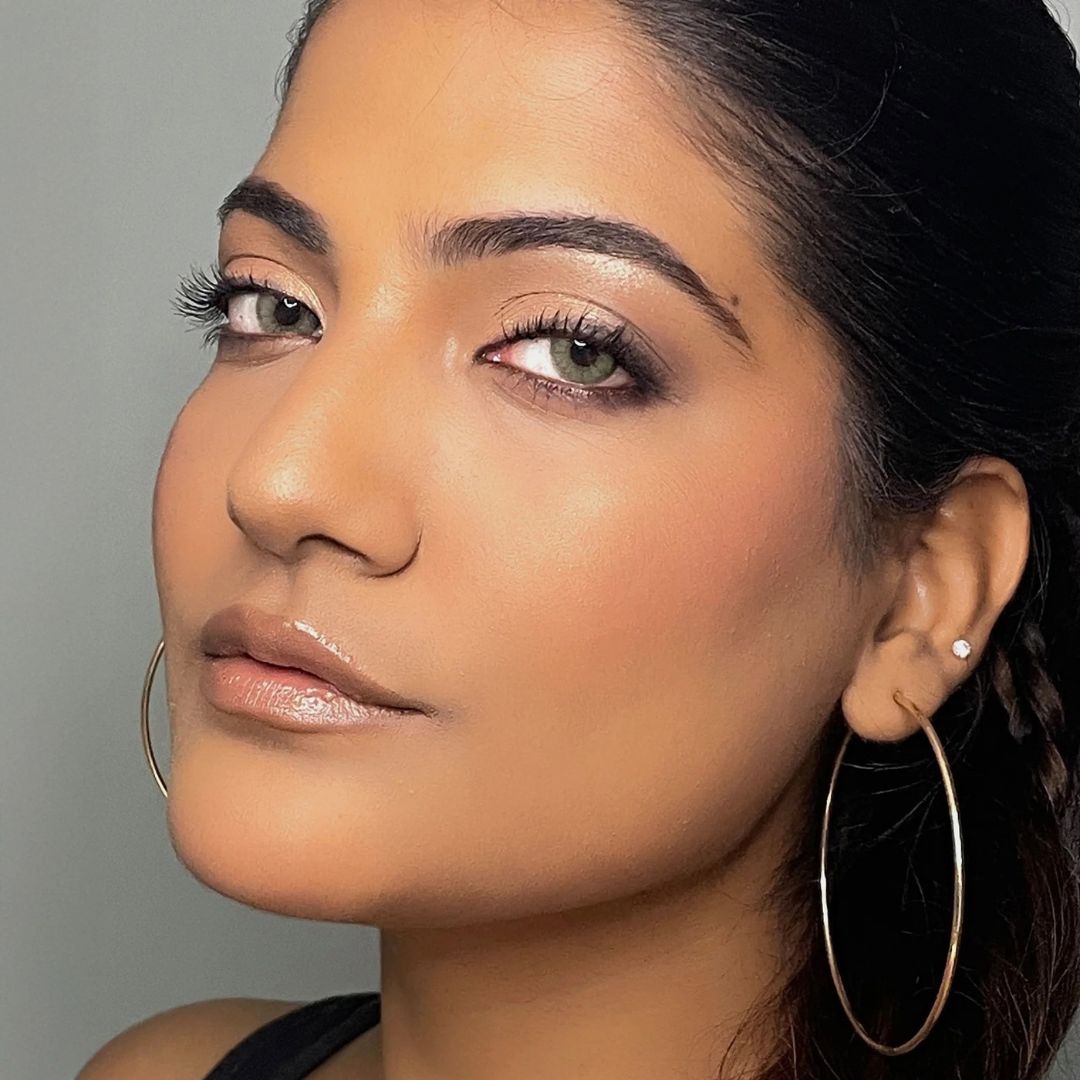 Natural look green colored eye lenses – Swati Jade