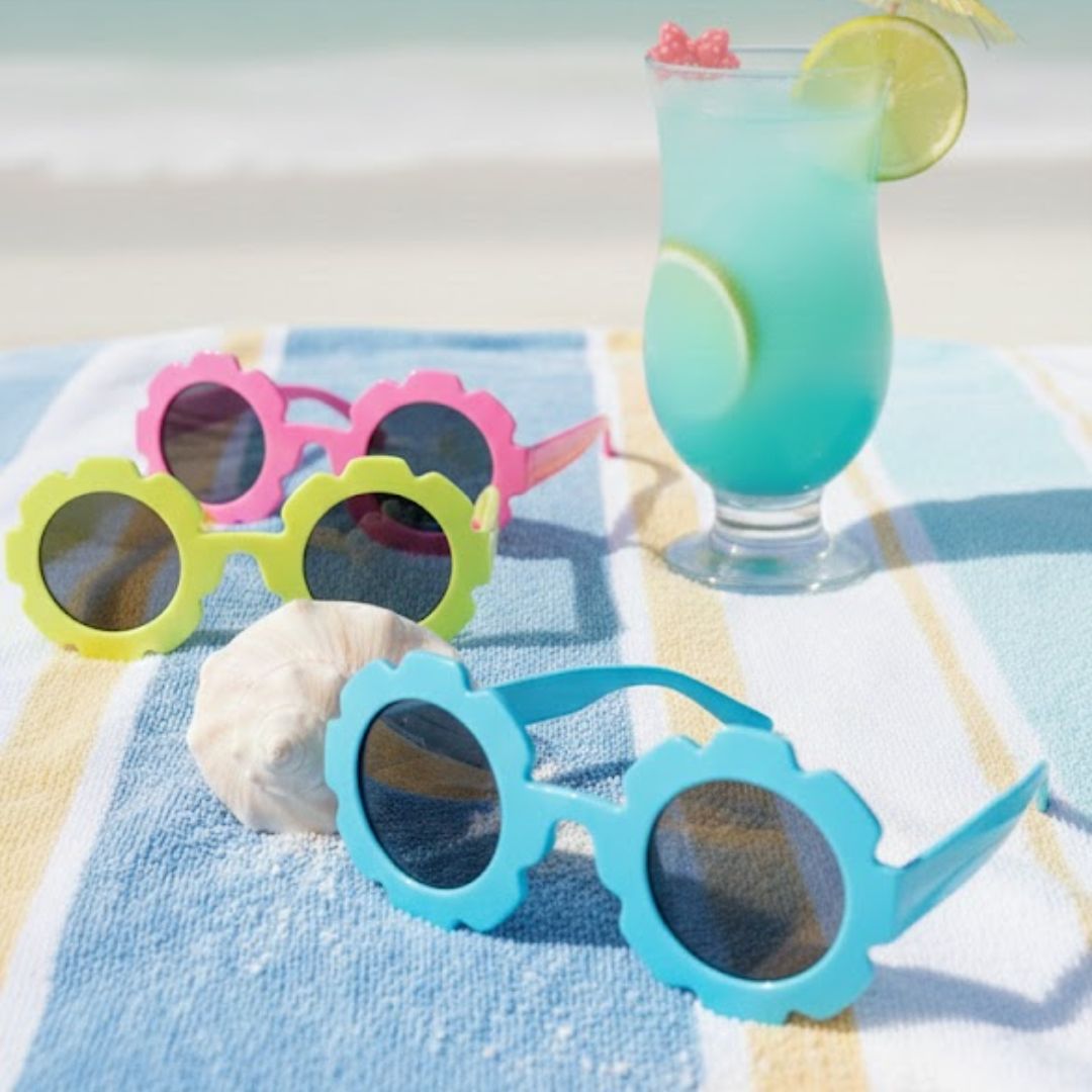 Outdoor Ready – Great for beach, park, travel & playtime