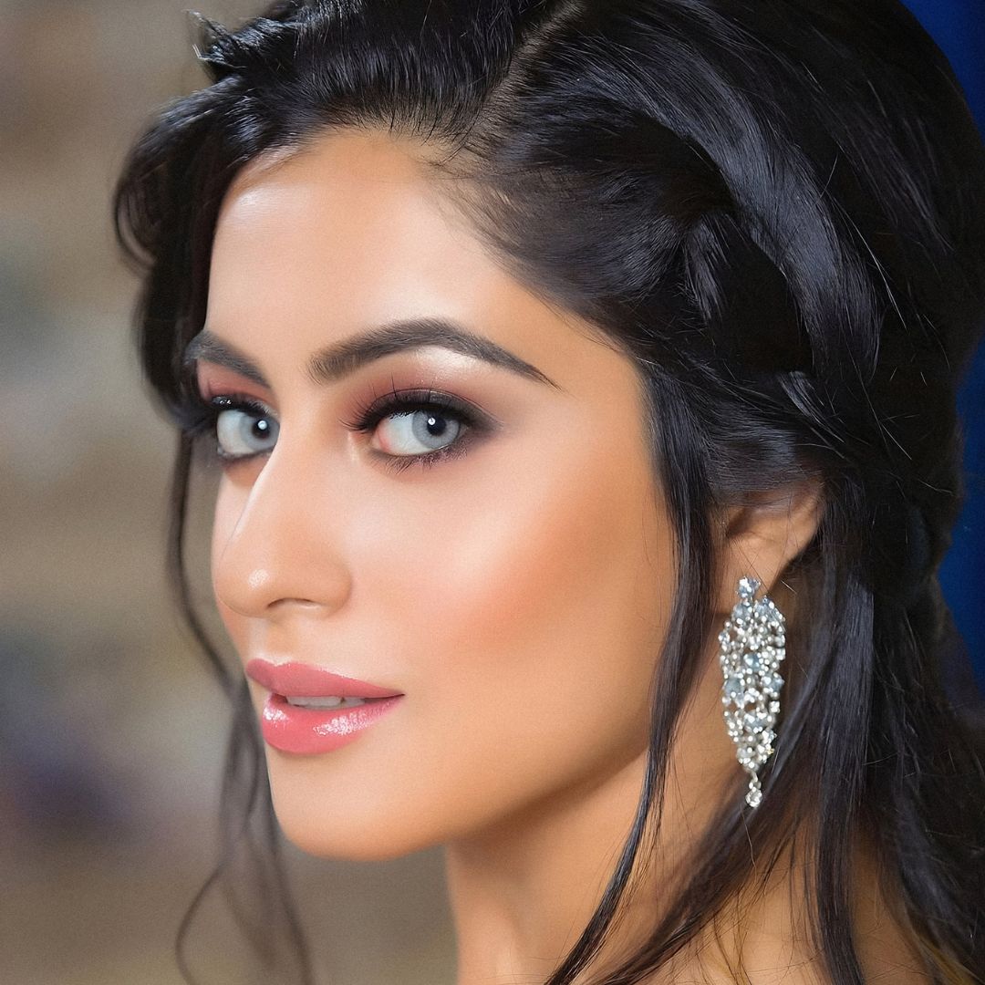 Swati Pearl soft grey daily contact lenses