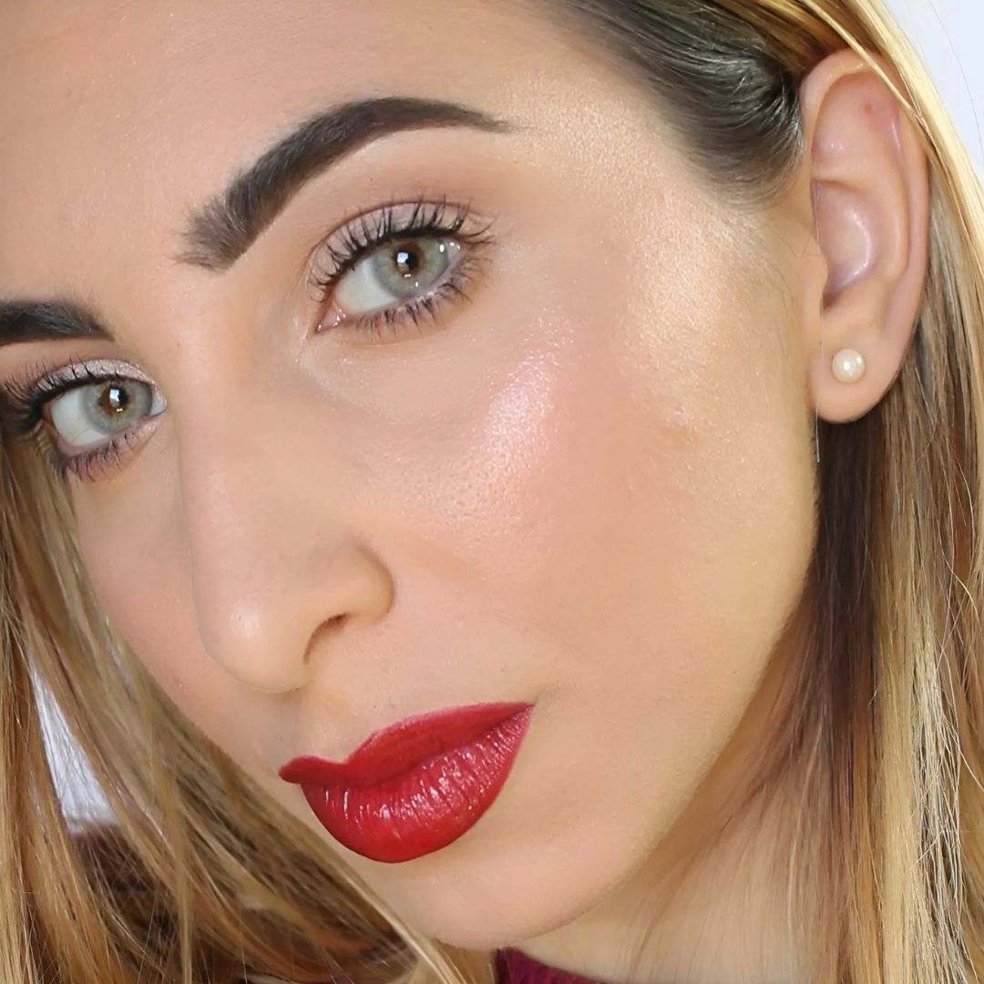 Enhance eyes with Swati Turquoise daily contacts
