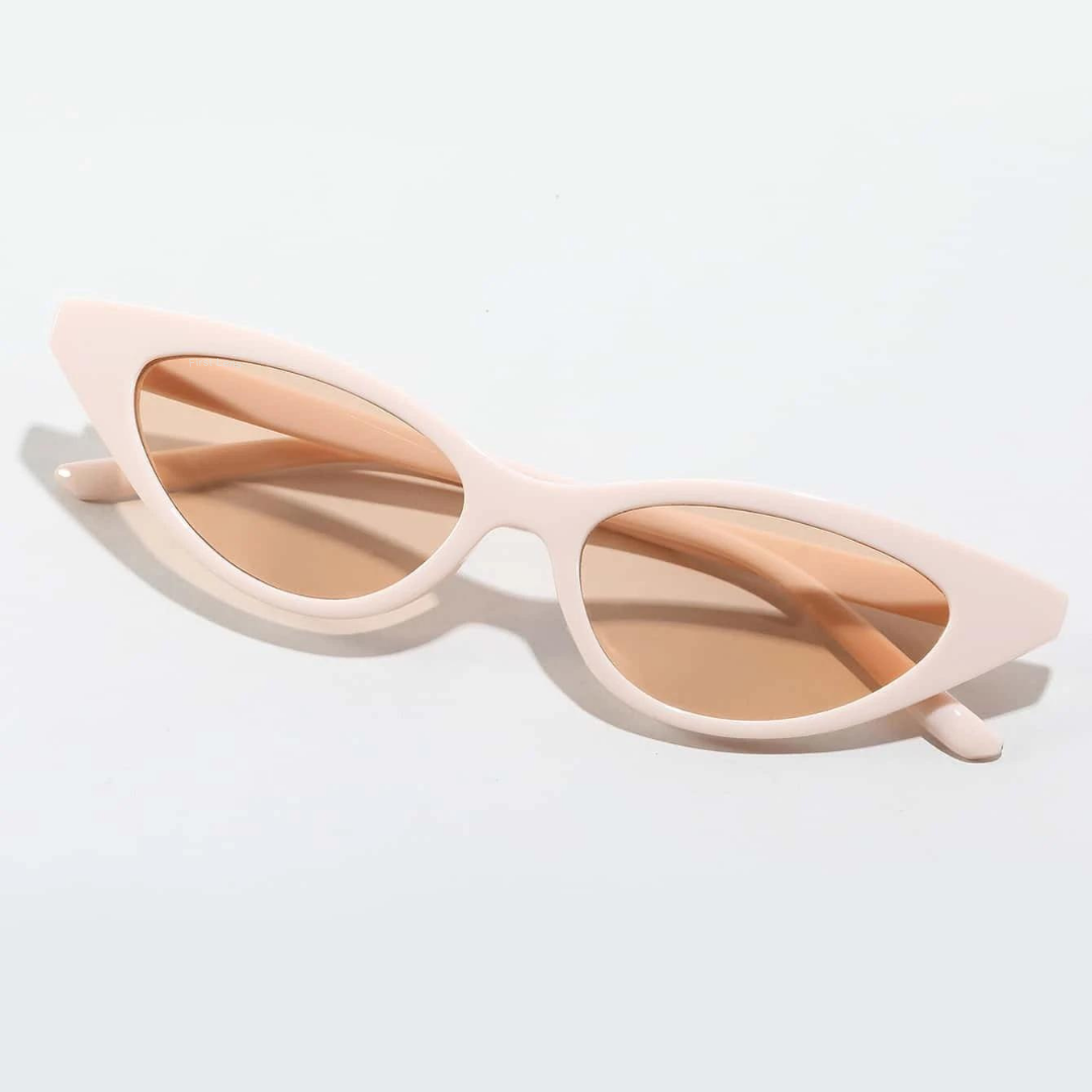 First Lens Cateye Frame Sunglasses 009 Bold and daring with oversized lenses